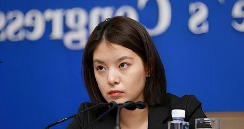 开封美女爆料新闻视频下载,揭秘背后真相 第1张 开封美女爆料新闻视频下载,揭秘背后真相 第1张